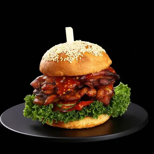 CHICKEN BURGER