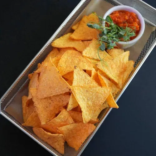 NACHOS CU SOS SALSA
